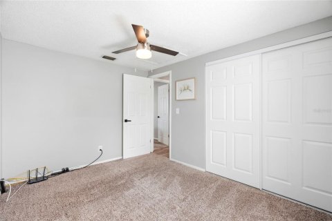 Villa ou maison à vendre à Tampa, Floride: 3 chambres, 97.55 m2 № 2223753 - photo 14