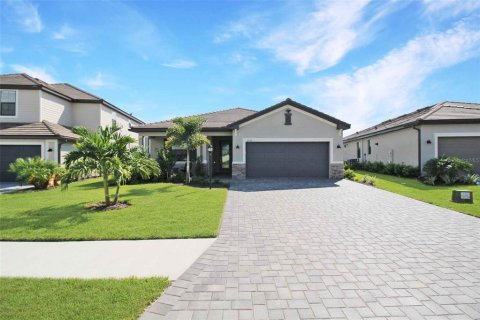 Casa en alquiler en Bradenton, Florida, 3 dormitorios, 171.78 m2 № 1424826 - foto 1