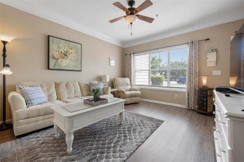 Condo in Bradenton, Florida, 1 bedroom  № 1629439 - photo 5