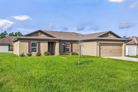 Villa ou maison à vendre à Poinciana, Floride: 3 chambres, 176.33 m2 № 2291057 - photo 5