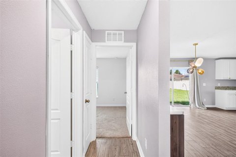 Villa ou maison à vendre à Poinciana, Floride: 3 chambres, 176.33 m2 № 2291057 - photo 19