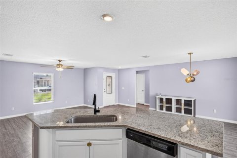 Villa ou maison à vendre à Poinciana, Floride: 3 chambres, 176.33 m2 № 2291057 - photo 16