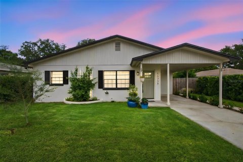 House in Clearwater, Florida 2 bedrooms, 89.19 sq.m. № 2403602