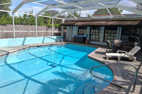 Casa en venta en Hollywood, Florida, 3 dormitorios, 142.88 m2 № 1944736 - foto 21