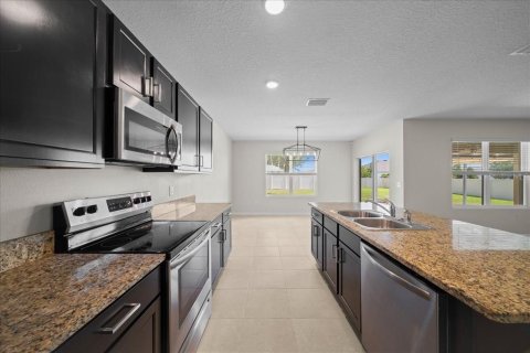 House in Ocala, Florida 4 bedrooms, 215.44 sq.m. № 2238446 - photo 21