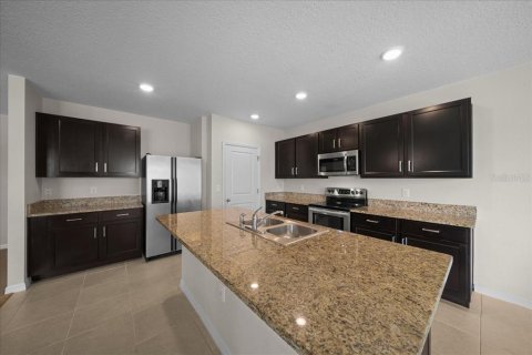 House in Ocala, Florida 4 bedrooms, 215.44 sq.m. № 2238446 - photo 17