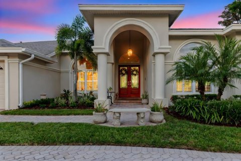 Casa en venta en Palm Harbor, Florida, 4 dormitorios, 369.84 m2 № 1844963 - foto 1