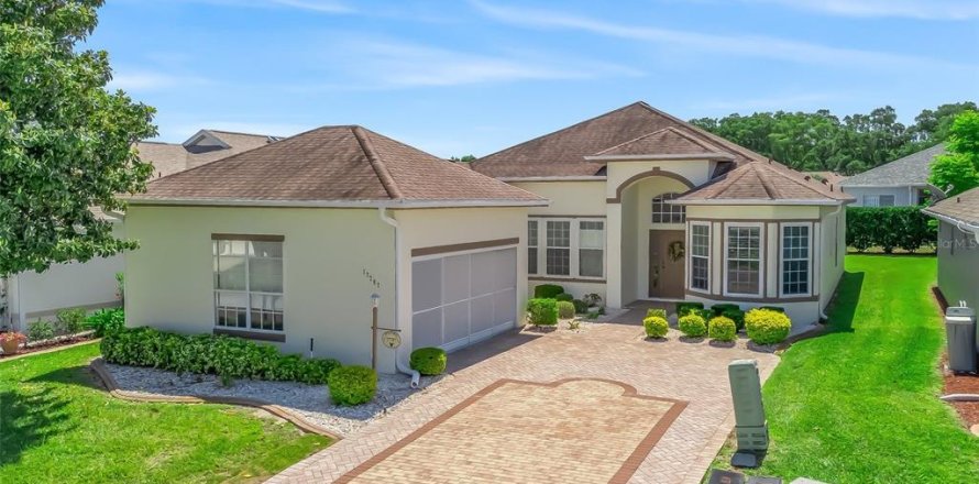 Villa ou maison à Summerfield, Floride 3 chambres, 173.45 m2 № 1718808
