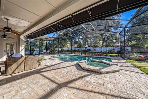 House in Tampa, Florida 4 bedrooms, 315.12 sq.m. № 2142278 - photo 29