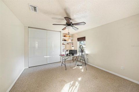 House in Tampa, Florida 4 bedrooms, 315.12 sq.m. № 2142278 - photo 21