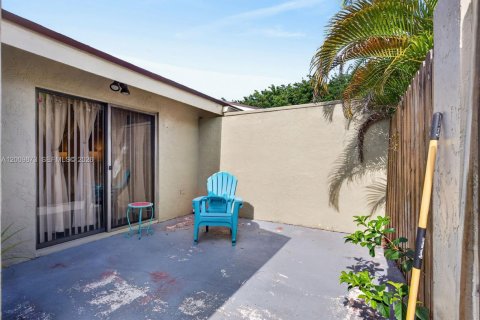 Casa en venta en Boynton Beach, Florida, 3 dormitorios, 128.21 m2 № 2072768 - foto 21