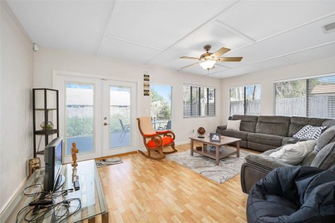 Townhouse in Port Orange, Florida 3 bedrooms, 128.76 sq.m. № 1522590 - photo 24
