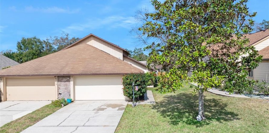 Townhouse in Port Orange, Florida 3 bedrooms, 128.76 sq.m. № 1522590