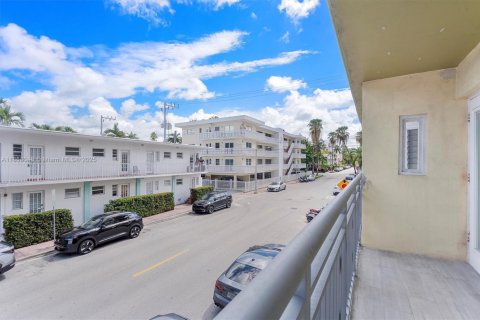 Copropriété à vendre à Miami Beach, Floride: 37.16 m2 № 1887595 - photo 12