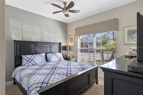 Townhouse in Davenport, Florida 5 bedrooms, 188.03 sq.m. № 1613132 - photo 16