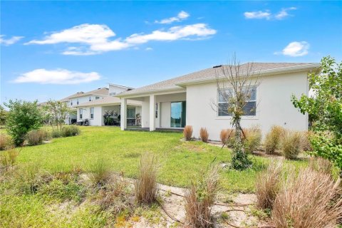 House in Orlando, Florida 4 bedrooms, 269.14 sq.m. № 2200281 - photo 29