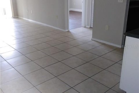 Condo in Altamonte Springs, Florida, 1 bedroom  № 1518877 - photo 2
