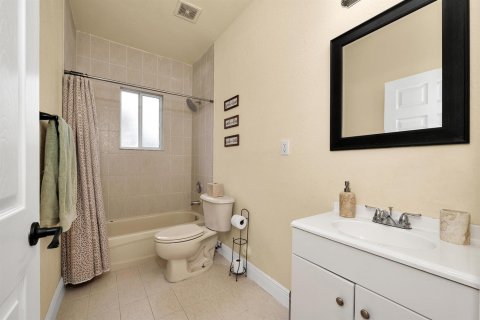 Villa ou maison à vendre à Homestead, Floride: 4 chambres, 163.69 m2 № 2343538 - photo 16
