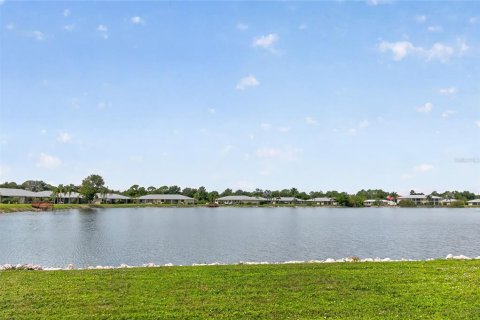 Condo in Punta Gorda, Florida, 2 bedrooms  № 2385915 - photo 3