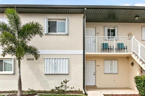 Condo in Punta Gorda, Florida, 2 bedrooms  № 2385915 - photo 2