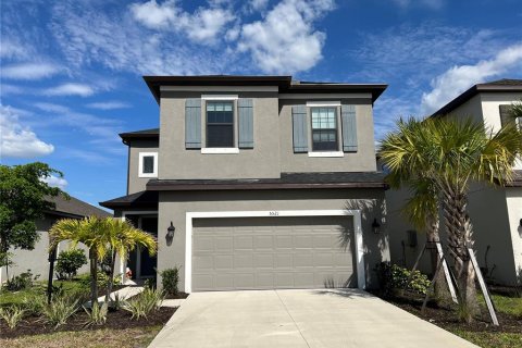 House in Bradenton, Florida 4 bedrooms, 227.42 sq.m. № 1688185 - photo 2