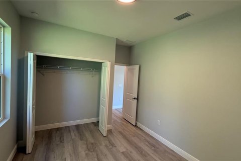 Casa en alquiler en Port Charlotte, Florida, 4 dormitorios, 149.2 m2 № 1886991 - foto 11