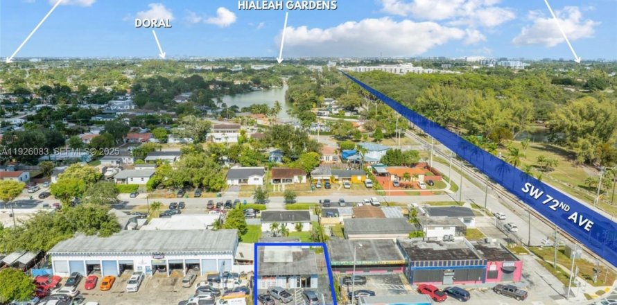 Propiedad comercial en Miami, Florida № 1984530
