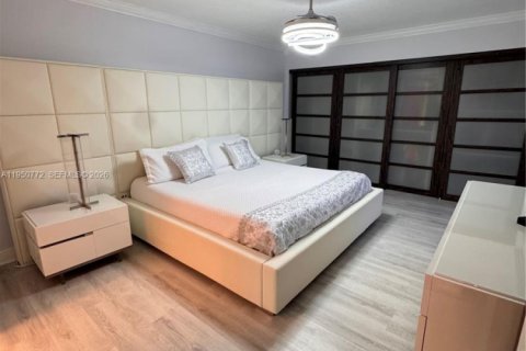 Купить таунхаус в Корал-Спрингс, Флорида 6 комнат, 148.64м2, № 2009595 - фото 29