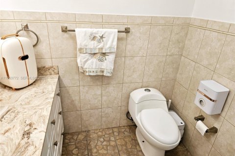 Купить таунхаус в Корал-Спрингс, Флорида 6 комнат, 148.64м2, № 2009595 - фото 30