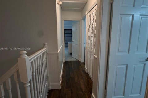 Купить таунхаус в Корал-Спрингс, Флорида 6 комнат, 148.64м2, № 2009595 - фото 24