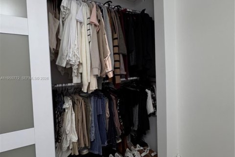 Купить таунхаус в Корал-Спрингс, Флорида 6 комнат, 148.64м2, № 2009595 - фото 23