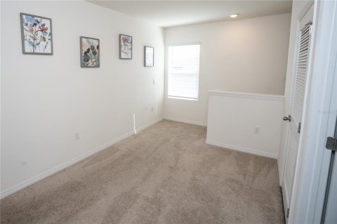 House in Davenport, Florida 5 bedrooms, 234.3 sq.m. № 1906970 - photo 11