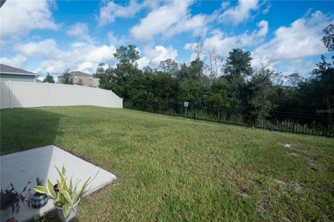 House in Davenport, Florida 5 bedrooms, 234.3 sq.m. № 1906970 - photo 4