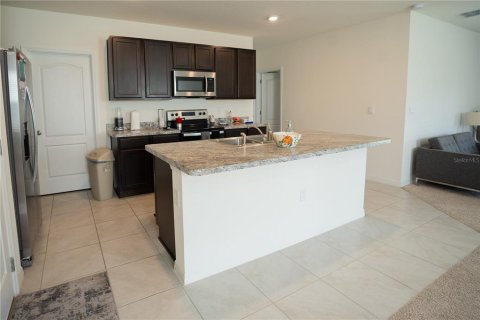 House in Davenport, Florida 5 bedrooms, 234.3 sq.m. № 1906970 - photo 7