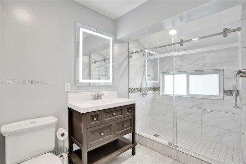 House in Hialeah, Florida 4 bedrooms, 187.2 sq.m. № 2392866 - photo 29