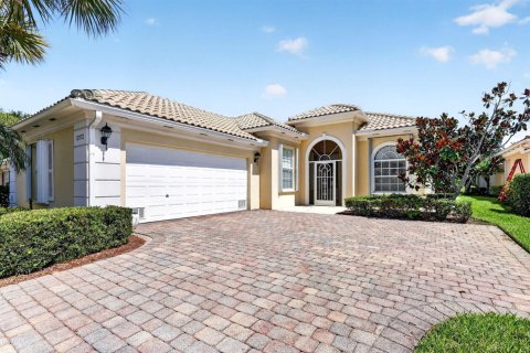Villa ou maison à Port St. Lucie, Floride 3 chambres, 185.8 m2 № 2249765