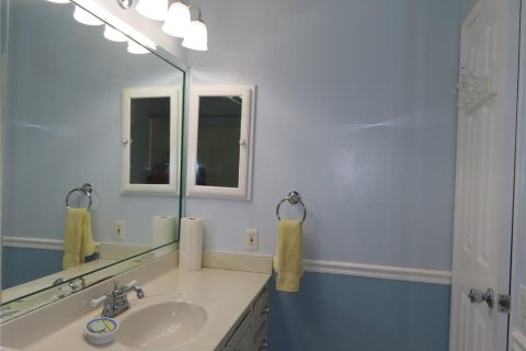 Condo in Saint Petersburg, Florida, 1 bedroom  № 1548787 - photo 15