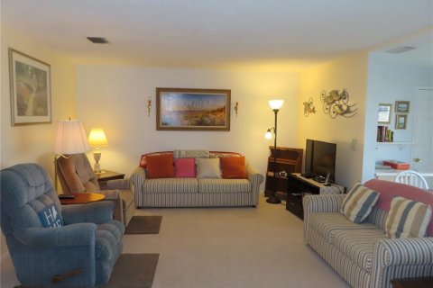 Condo in Saint Petersburg, Florida, 1 bedroom  № 1548787 - photo 7