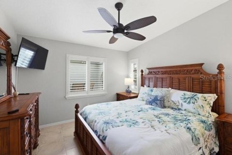 House in Punta Gorda, Florida 3 bedrooms, 186.18 sq.m. № 2221958 - photo 24