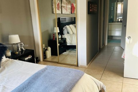 Copropriété à vendre à Miami, Floride: 1 chambre, 62.34 m2 № 2041543 - photo 7