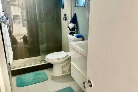 Copropriété à vendre à Miami, Floride: 1 chambre, 62.34 m2 № 2041543 - photo 9