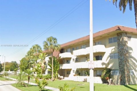 Condo à Miami, Floride, 1 chambre  № 2041543