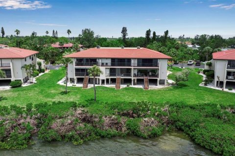 Condo in Bradenton, Florida, 3 bedrooms  № 1669824 - photo 16