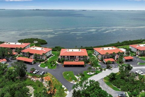 Condo in Bradenton, Florida, 3 bedrooms  № 1669824 - photo 19