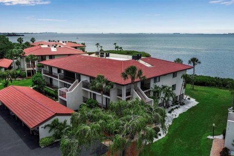 Condo in Bradenton, Florida, 3 bedrooms  № 1669824 - photo 13