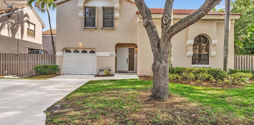 Villa ou maison à Plantation, Floride 4 chambres, 191.38 m2 № 2076240