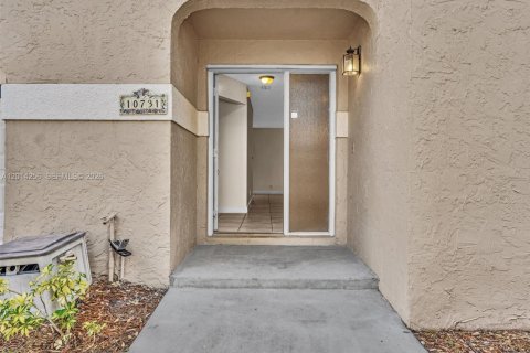Villa ou maison à louer à Plantation, Floride: 4 chambres, 191.38 m2 № 2076240 - photo 2