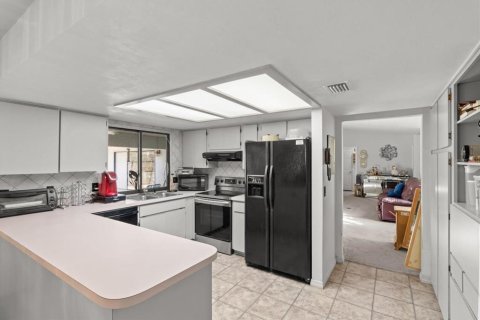 House in Beverly Hills, Florida 3 bedrooms, 202.62 sq.m. № 1581114 - photo 7
