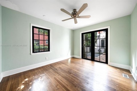 Casa en alquiler en Coral Gables, Florida, 4 dormitorios, 173.63 m2 № 2055438 - foto 19