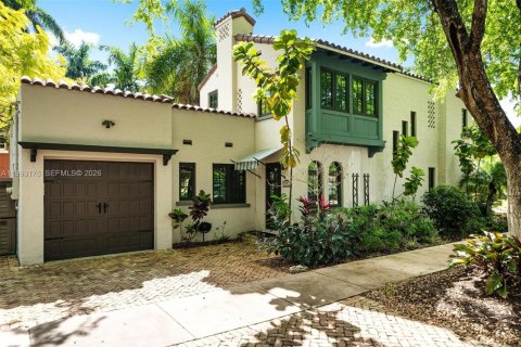 Casa en alquiler en Coral Gables, Florida, 4 dormitorios, 173.63 m2 № 2055438 - foto 28